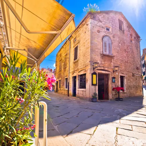 Pula